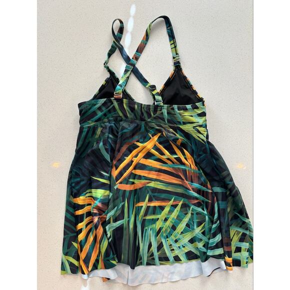 Jollkichay Tummy Control Swim top - top only NWT - Picture 4 of 5